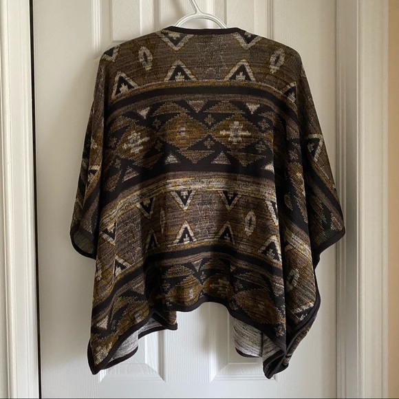 Suzy Shier Cardigan - Picture 4 of 9